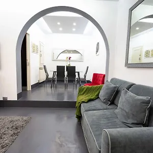 https://bcs-service-white-style-gambero.it-romehotels.com